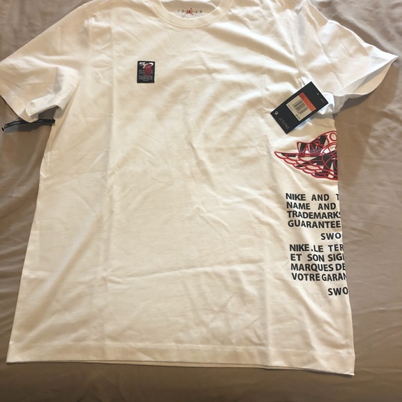 Air Jordan Shirt & Shorts set. Size small - Picture 6 of 10